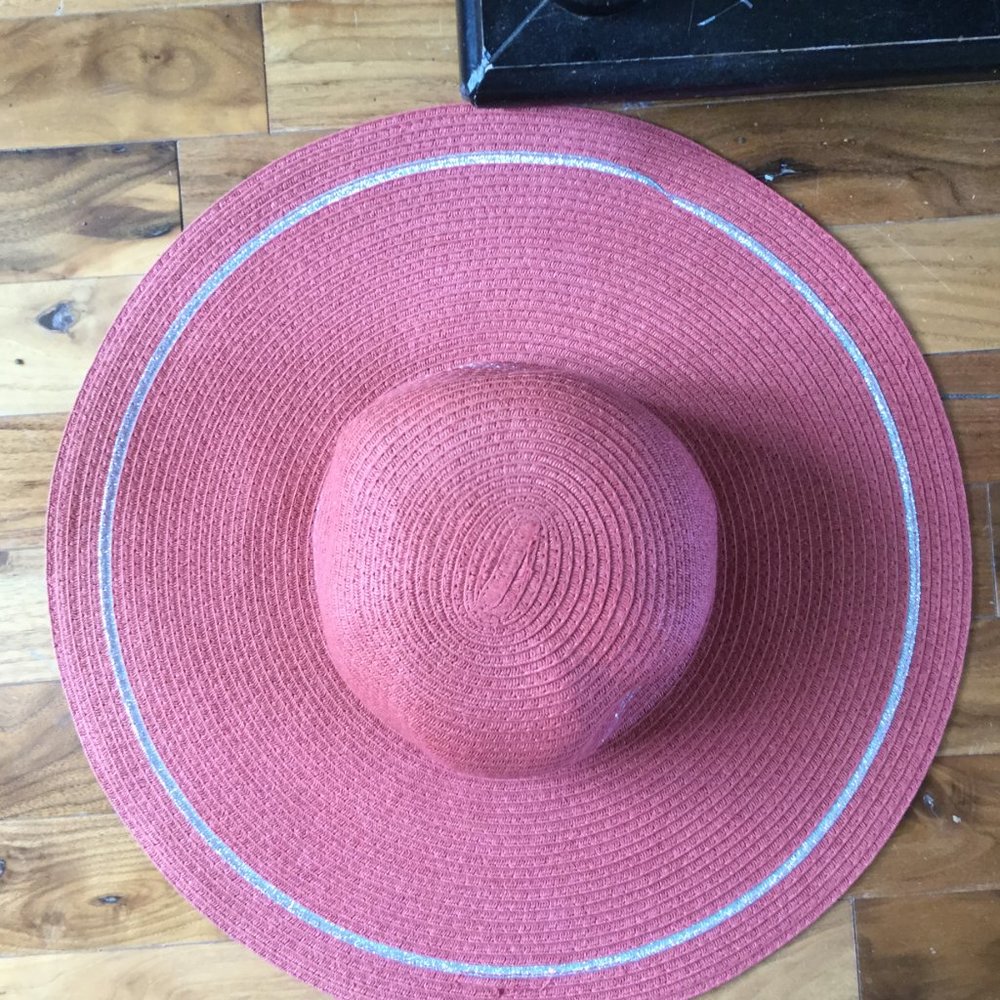 Sun Hat - Picture 2 of 3